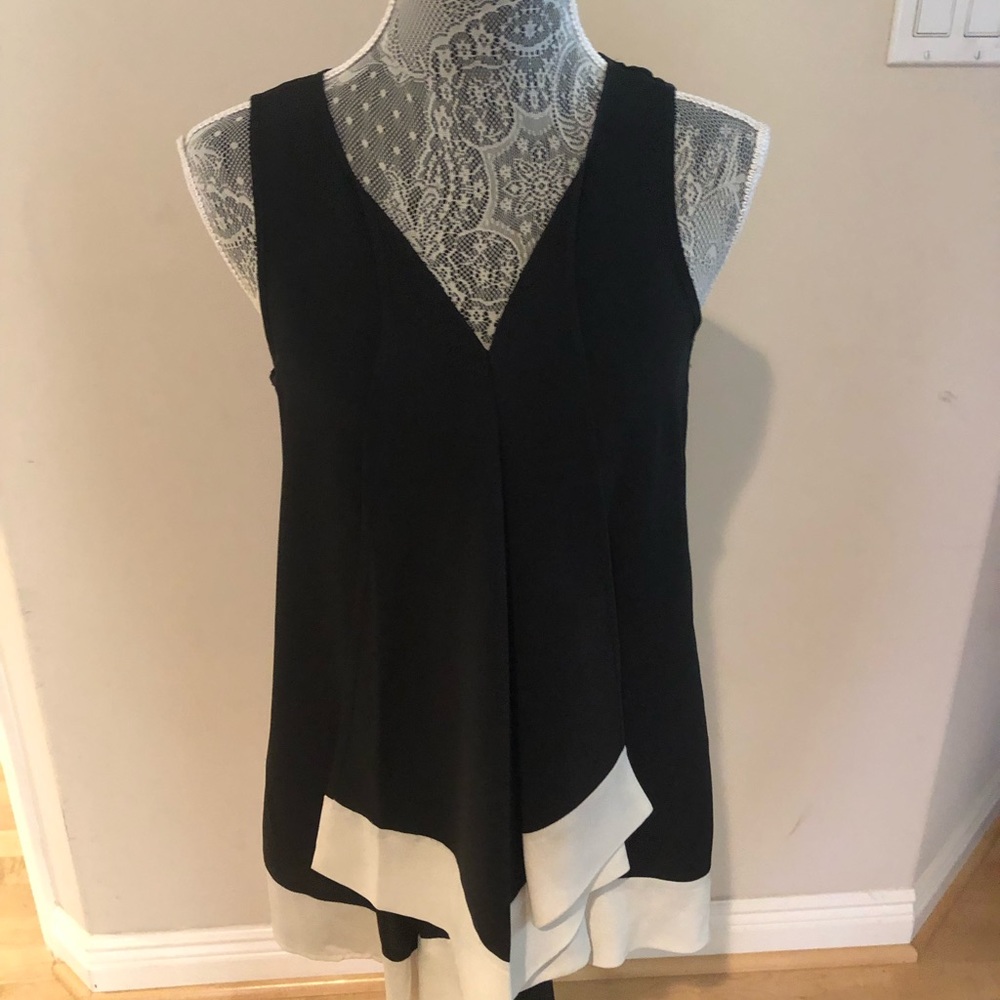 Kensie black and white dressy top.